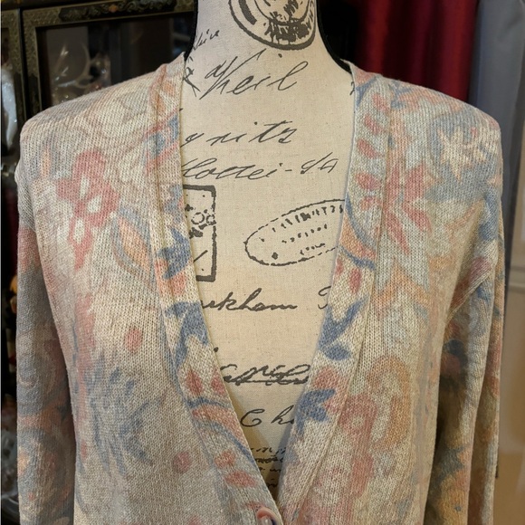 Vintage 1990’s Gabriella T Pastel Floral Cardigan - Picture 3 of 5